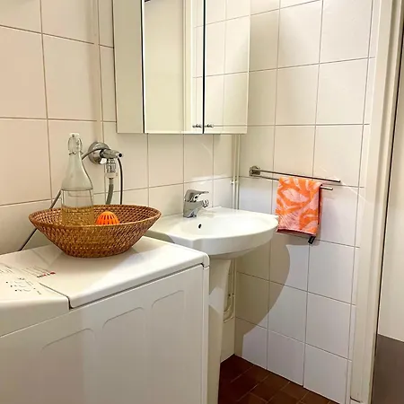 Naesilinna - Free Wifi Apartment *